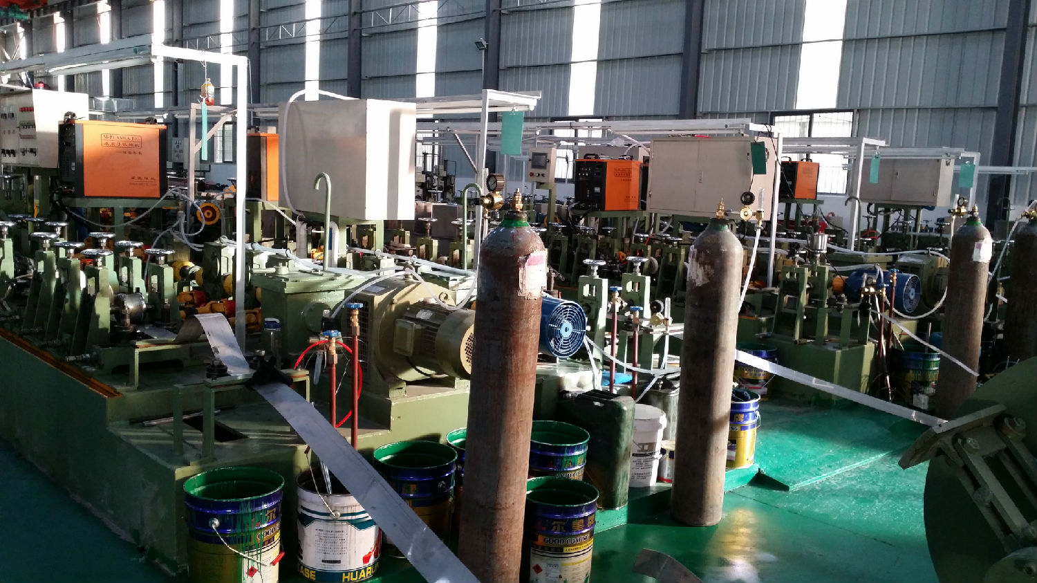 广东jbo(中国)管业品牌jbo电竞登录管生产工厂车间实拍图2