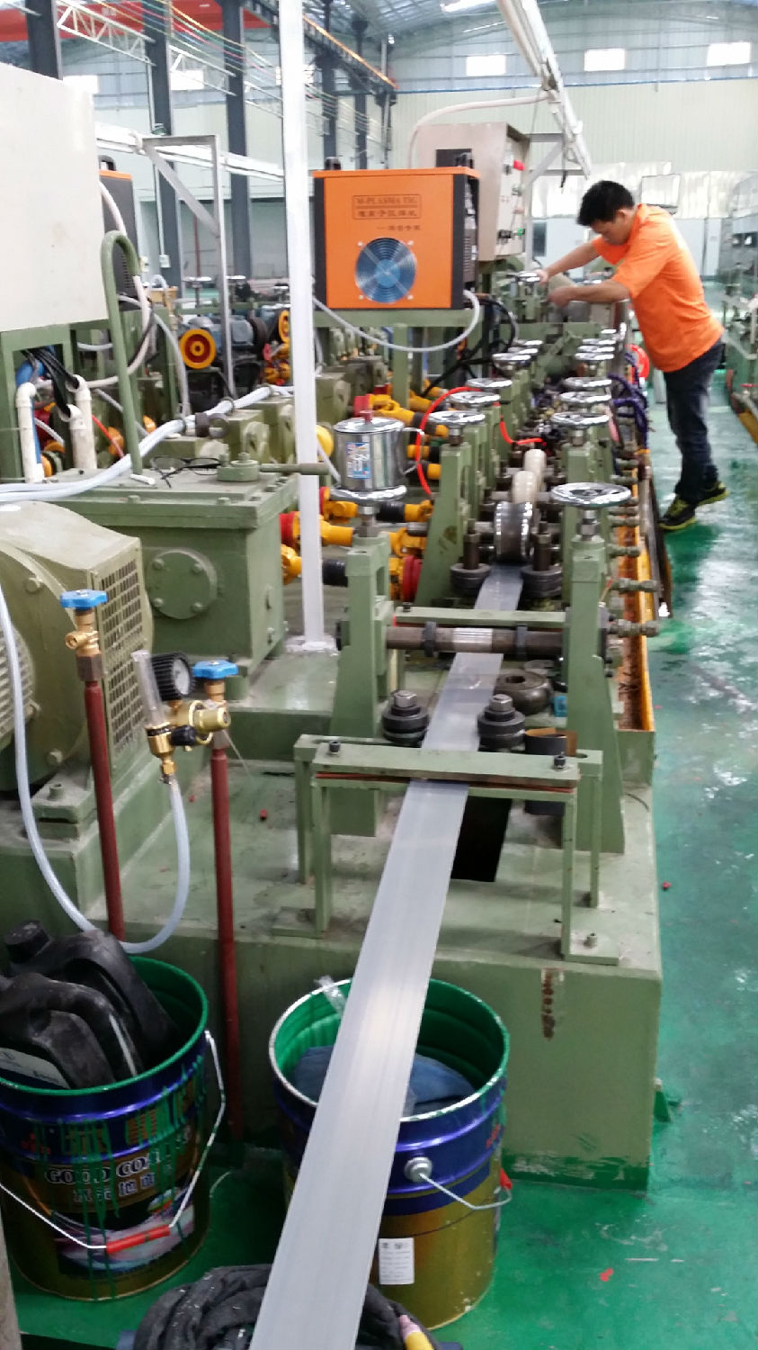 jbo(中国)jbo电竞登录管材生产车间