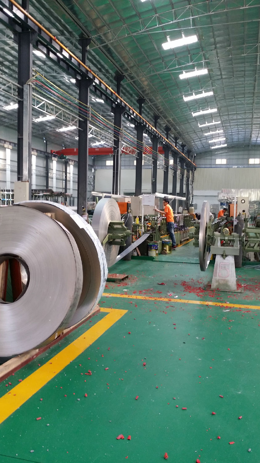 广东jbo(中国)管业jbo电竞登录管生产车间实拍图