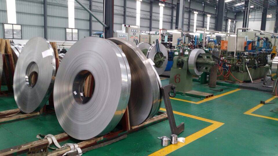 广东jbo(中国)管业jbo电竞登录管生产车间实拍图